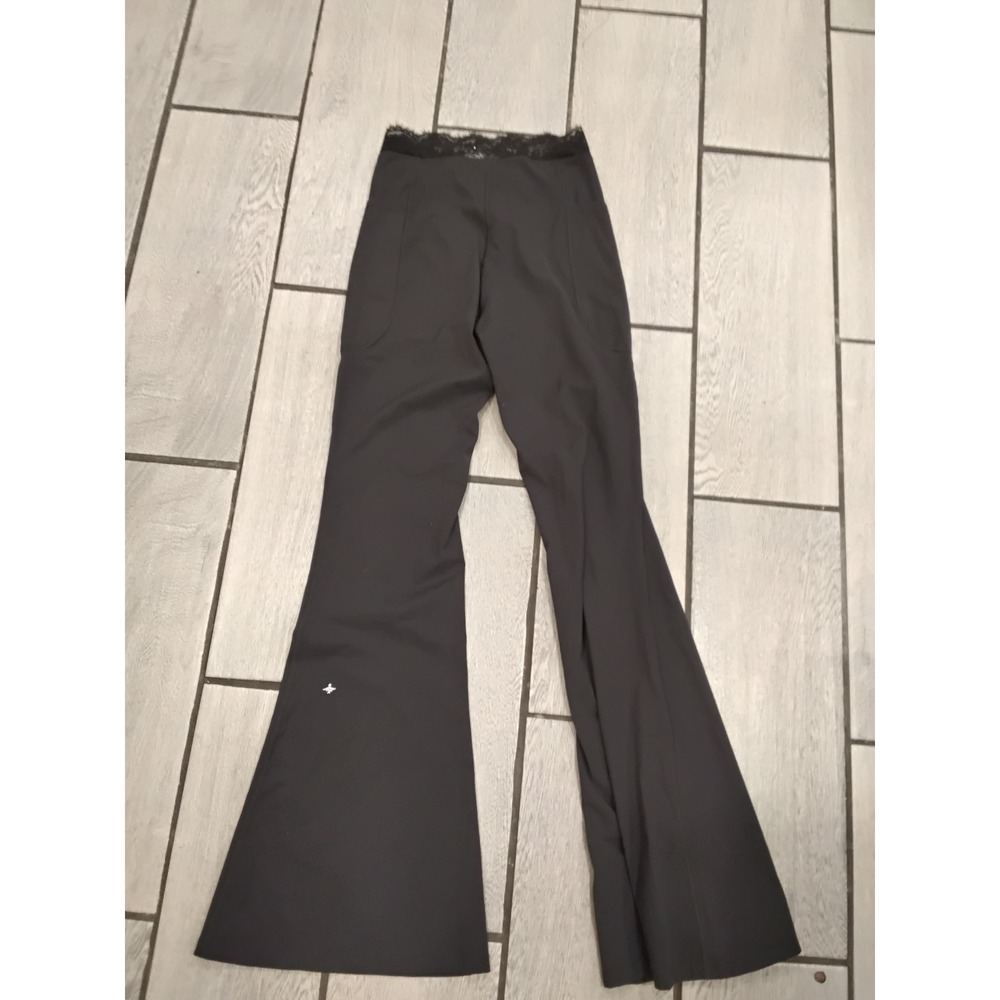 Halara Black Lace Trim High Waisted Flare S Leggings Yoga Pants Regular-NWOT - Picture 4 of 5